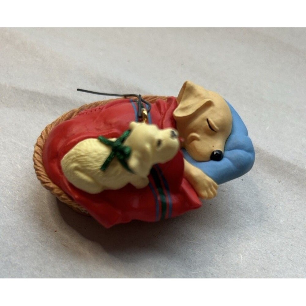 1993 Hallmark Christmas Ornament Wake Up Dad, it’s Christmas! yellow labs